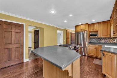 Tucked at the end of a quiet cul-de-sac in coveted Wind Meadows - photo 16