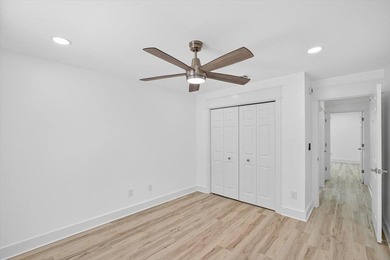 Welcome to this beautiful home located in the heart of Destin - photo 17
