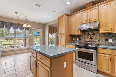 Welcome to 121 Silver Bluff Circle - a beautiful home offering - photo 9