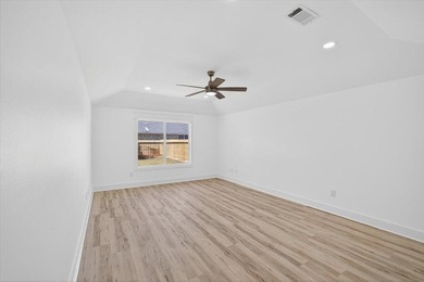 Welcome to this beautiful home located in the heart of Destin - photo 22