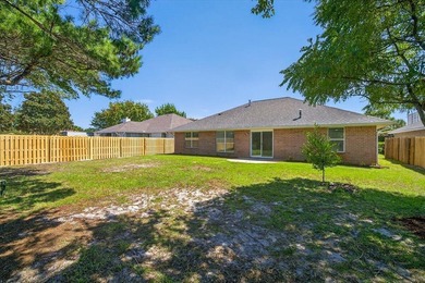 Welcome to this beautiful home located in the heart of Destin - photo 36