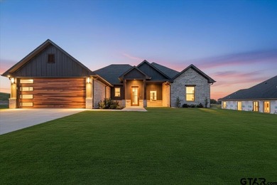 Hideaway Lake Home For Sale in Lindale Texas