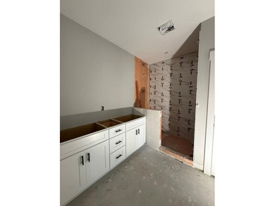 Builder Incentives Available! Seller offering 2% closing cost - photo 9