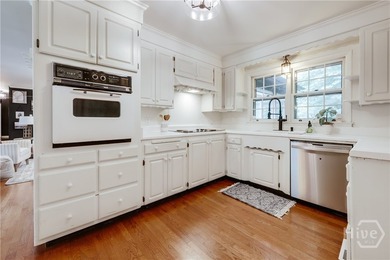 Welcome to 750 Glenwood Drive, a beautifully updated 3 bedroom - photo 16