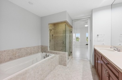 Live in the heart of it all without sacrificing the feel of home - photo 17
