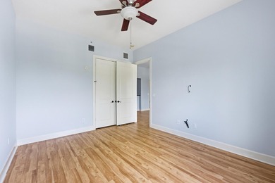 Live in the heart of it all without sacrificing the feel of home - photo 21
