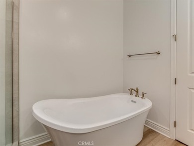 With 3 bedrooms, 2.5 bathrooms, dedicated office, 2,107 sqft of - photo 22
