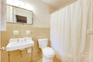 Welcome to 750 Glenwood Drive, a beautifully updated 3 bedroom - photo 24