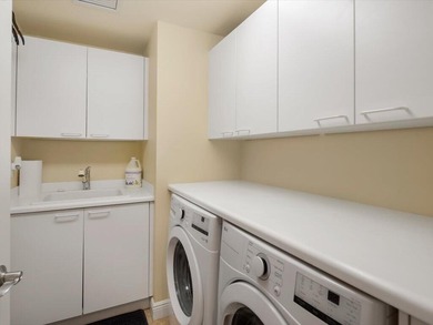 WOW! TAKE A LOOK AT THIS 14TH FLOOR SKY HOME WITH AMAZING VIEWS