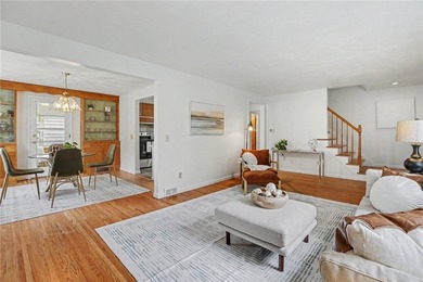 This beautifully maintained 3-bedroom Colonial offers timeless - photo 7