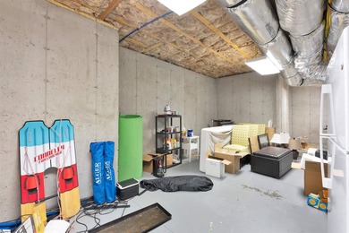 Tucked away in a peaceful, wooded cul-de-sac, this beautifully - photo 28
