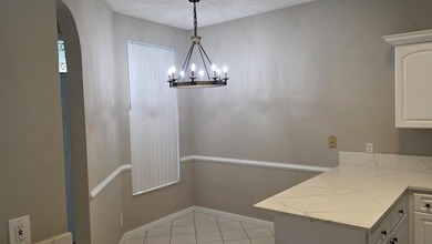 ** SHORT SALE - SUBJECT TO BANK APPROVAL - photo 10