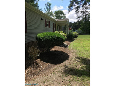 Horn Harbor Home Sale Pending in Mathews Virginia
