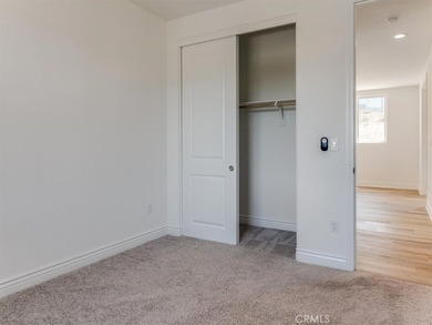 With 3 bedrooms, 2.5 bathrooms, dedicated office, 2,107 sqft of - photo 31