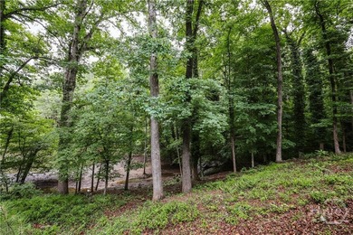 Welcome to 750 Glenwood Drive, a beautifully updated 3 bedroom - photo 42