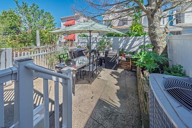 Beautiful multifamily close to The Walk, Caesar's Casino, and a - photo 7