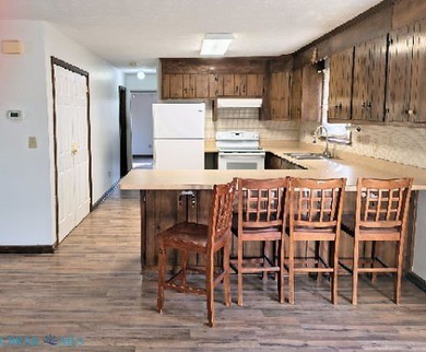 Saluda - 4 bedrooms, 2 1/2 baths... 1500 SF cape located at - photo 6