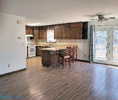 Saluda - 4 bedrooms, 2 1/2 baths... 1500 SF cape located at - photo 7