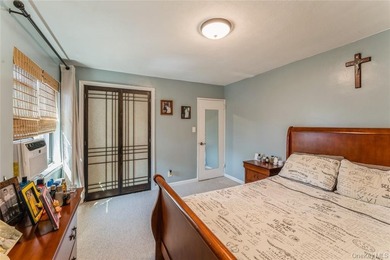 Beautifully renovated Two Bedroom Cooperative Upper Level Garden - photo 8