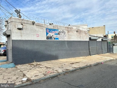 Welcome to 1052-54 Roy St. This large commercial property was - photo 2