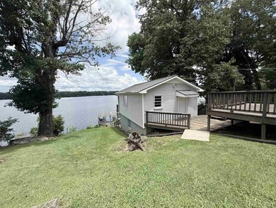 This waterfront home sits on Pickwick Lake. With 119 ft of - photo 17