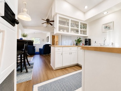 Enjoy coastal living with Pacific Ocean views from this - photo 9