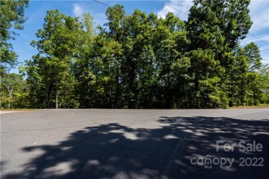 Great lot on the hill in Woodrun close to the boat ramp and lake - Lake Lot Sale Pending in Troy, North Carolina