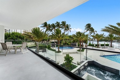 Corner unit in immaculate condition showcasing beautiful - photo 2