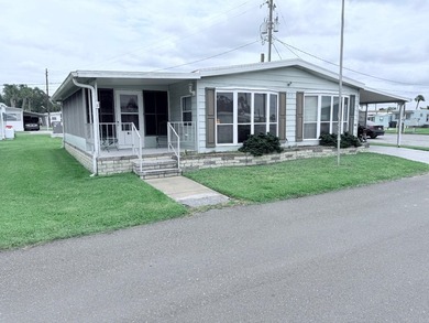 Seller financing option with 10,000 down. Incredible deal - photo 2