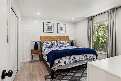 Virtually Staged. COASTAL INVESTMENT OPPORTUNITY! TURNKEY - photo 4