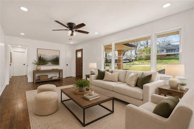 Move-in ready and beautifully renovated, this spacious 4-bedroom - photo 10