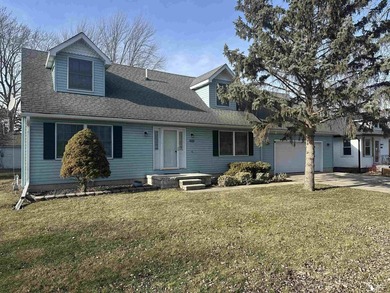 Lake Erie Home For Sale in Monroe Michigan
