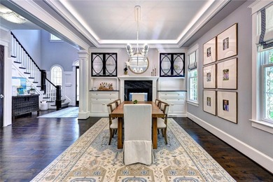 Unbelievable new price and  opportunity! Step into this stunning - photo 2