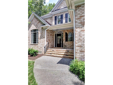 Unbelievable new price and  opportunity! Step into this stunning - photo 5