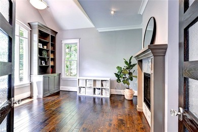 Unbelievable new price and  opportunity! Step into this stunning - photo 8
