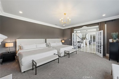 Timeless Luxury in the Heart of La Cresta, this extraordinary - photo 11