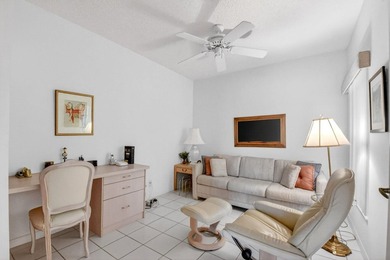 Welcome home to this beautifully maintained first floor condo - photo 12