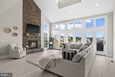 Lake life is done right at this luxury waterfront retreat on the - photo 13