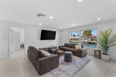 Welcome to Your Waterfront Oasis!
Discover the perfect blend of - photo 14