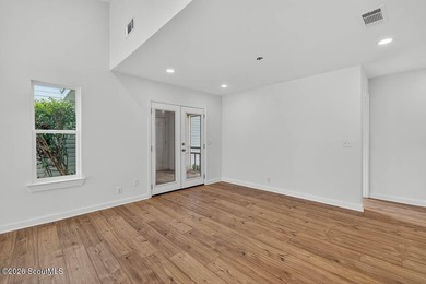 LIKE NEW and completely renovated from top to bottom, this - photo 8