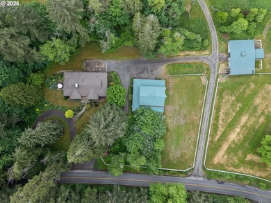 Rare opportunity to own a fully equipped horse property on 5.65 - photo 9