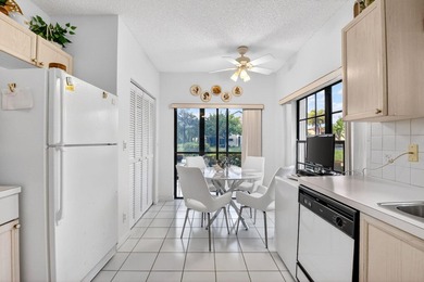 Welcome home to this beautifully maintained first floor condo - photo 21