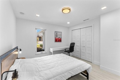 Welcome to Your Waterfront Oasis!
Discover the perfect blend of - photo 24