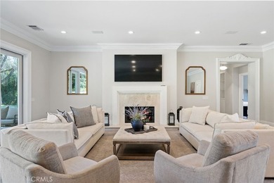 Timeless Luxury in the Heart of La Cresta, this extraordinary - photo 25