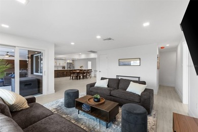 Welcome to Your Waterfront Oasis!
Discover the perfect blend of - photo 29