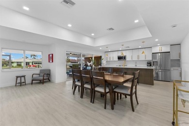 Welcome to Your Waterfront Oasis!
Discover the perfect blend of - photo 30