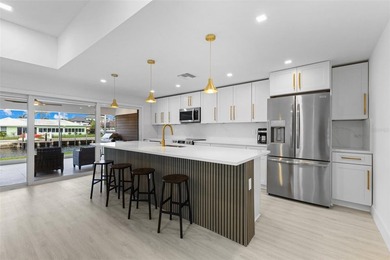 Welcome to Your Waterfront Oasis!
Discover the perfect blend of - photo 32