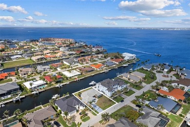 Welcome to Your Waterfront Oasis!
Discover the perfect blend of - photo 45