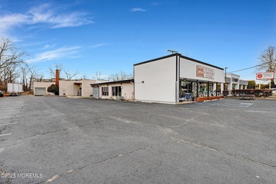 Great buy! Warehouse plus retail in prime location on Rt 35 - photo 9