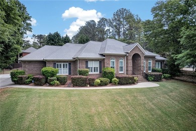 Welcome to this beautifully maintained 3 bedroom, 3 full bath - photo 2